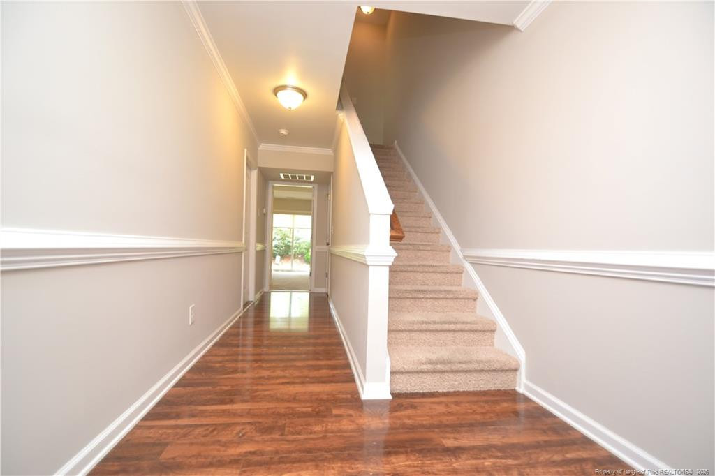 208 Irving Way Property Photo 2