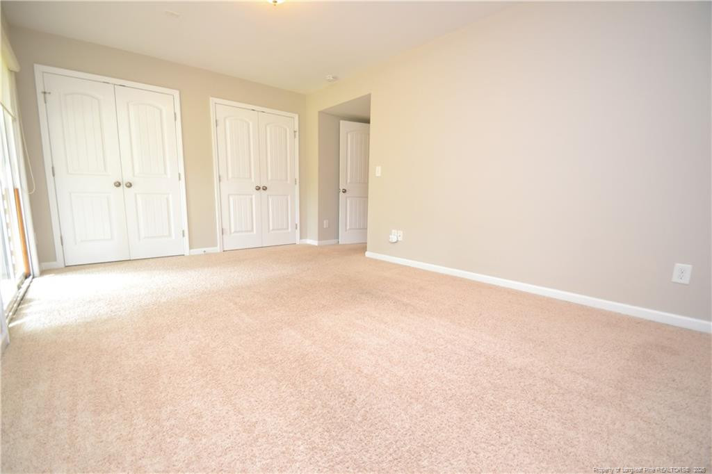 208 Irving Way Property Photo 6