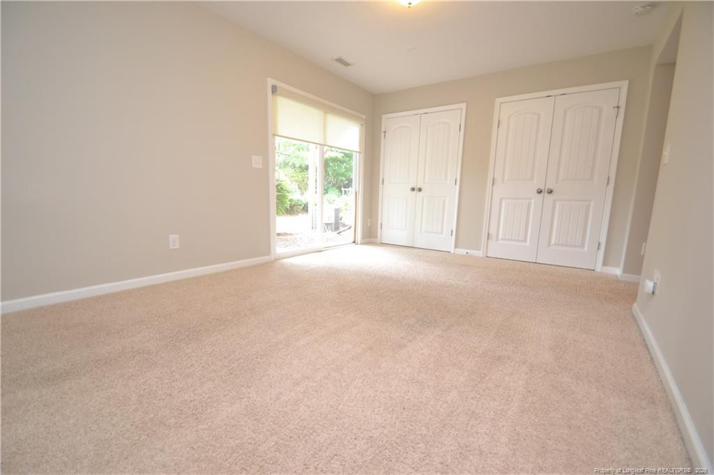 208 Irving Way Property Photo 7