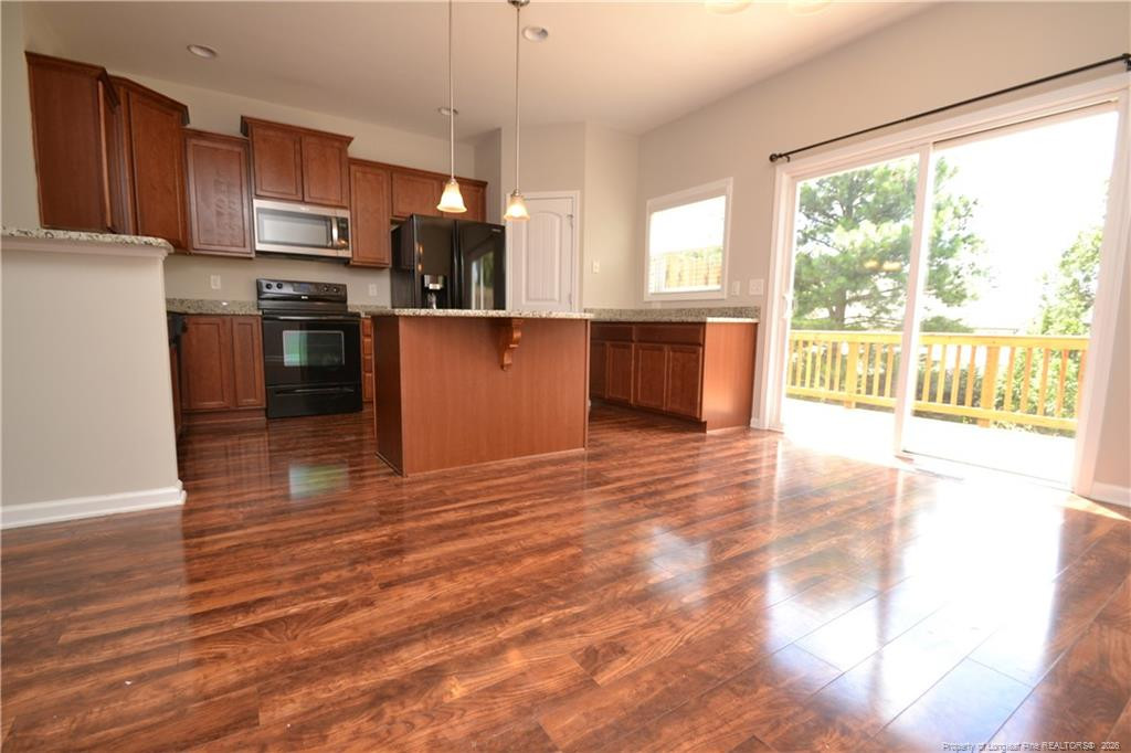 208 Irving Way Property Photo 11
