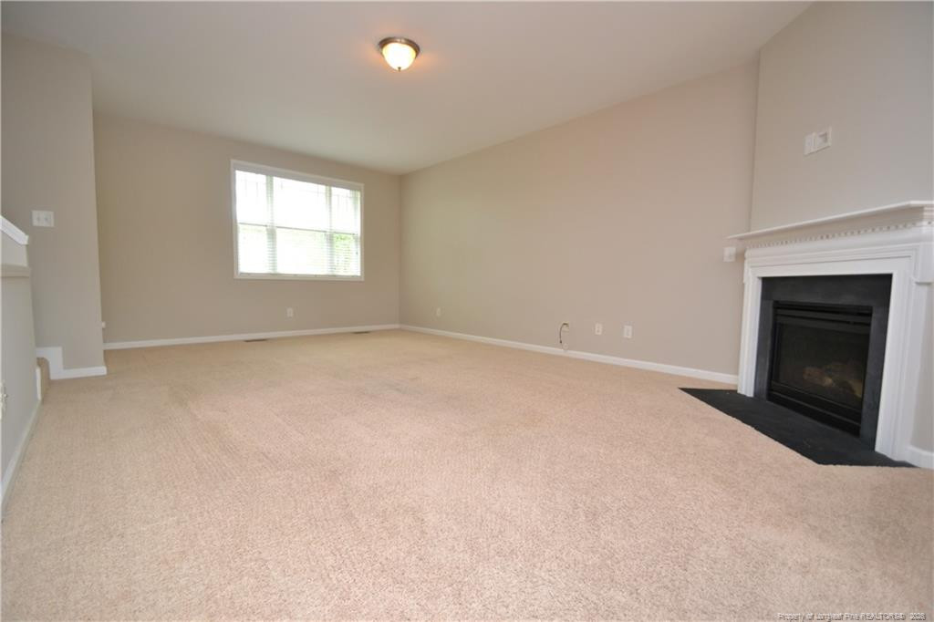 208 Irving Way Property Photo 18