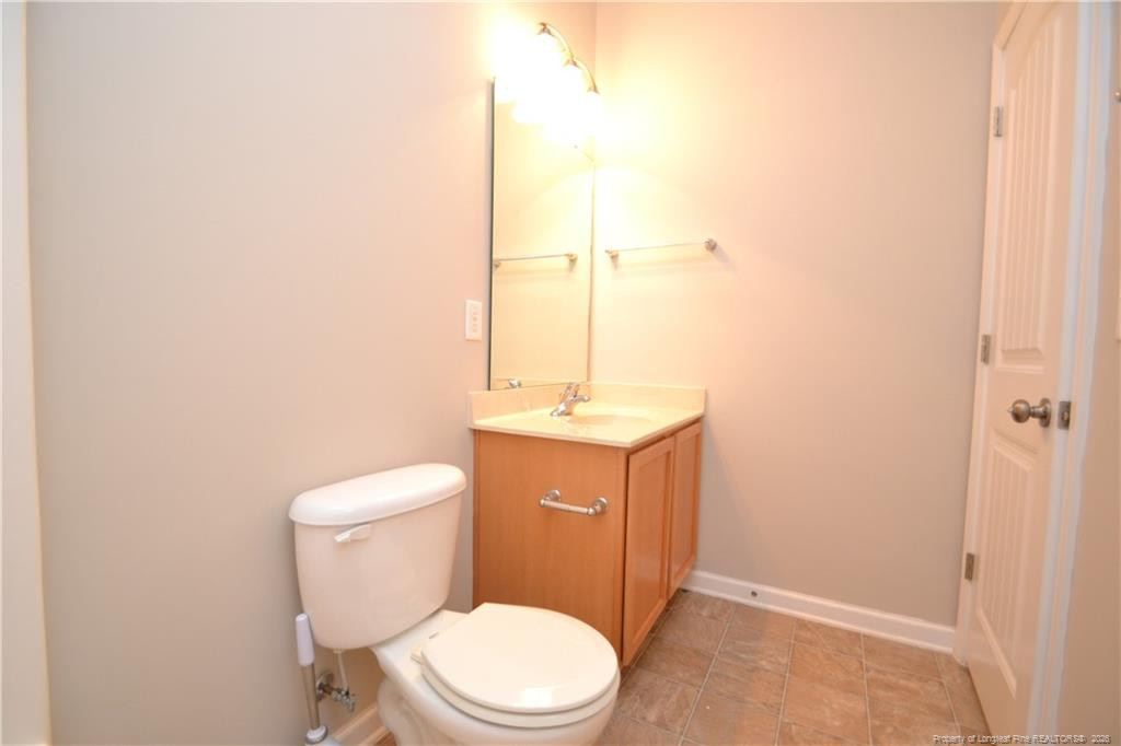 208 Irving Way Property Photo 30