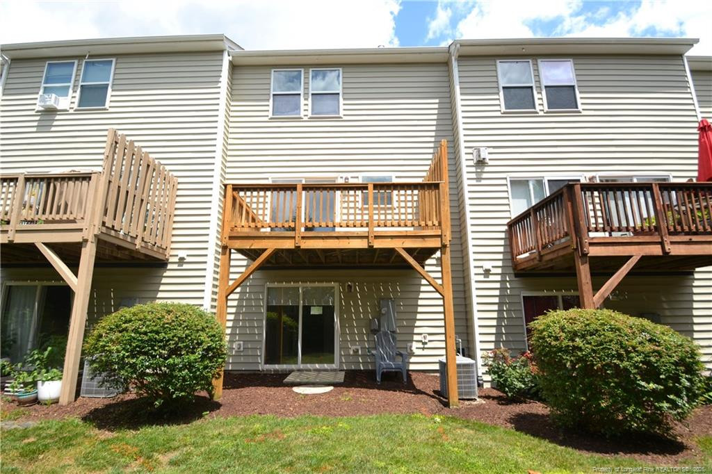 208 Irving Way Property Photo 41
