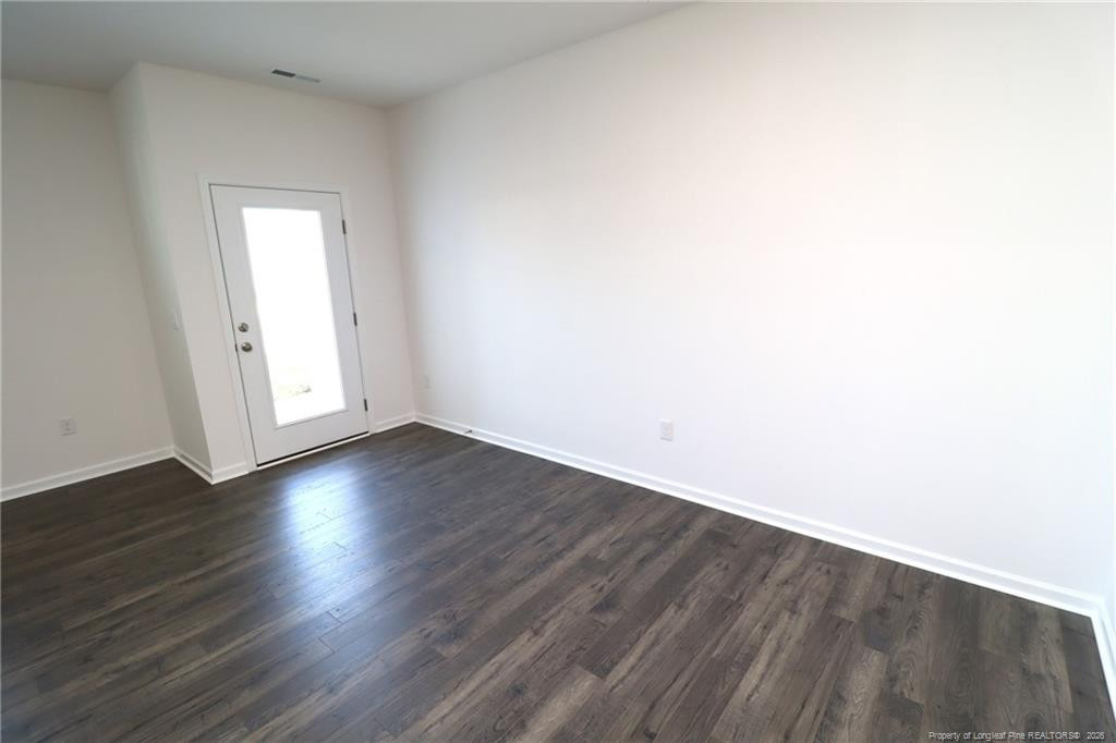 374 Freestall Drive Property Photo 14