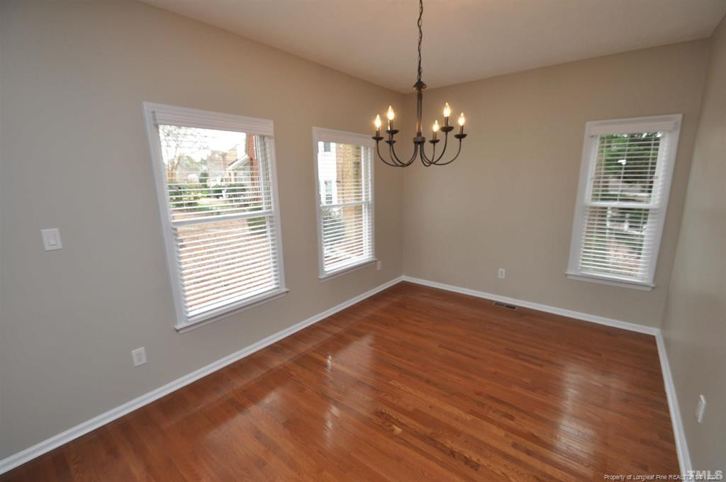 133 Cumberland Green Drive Property Photo 5