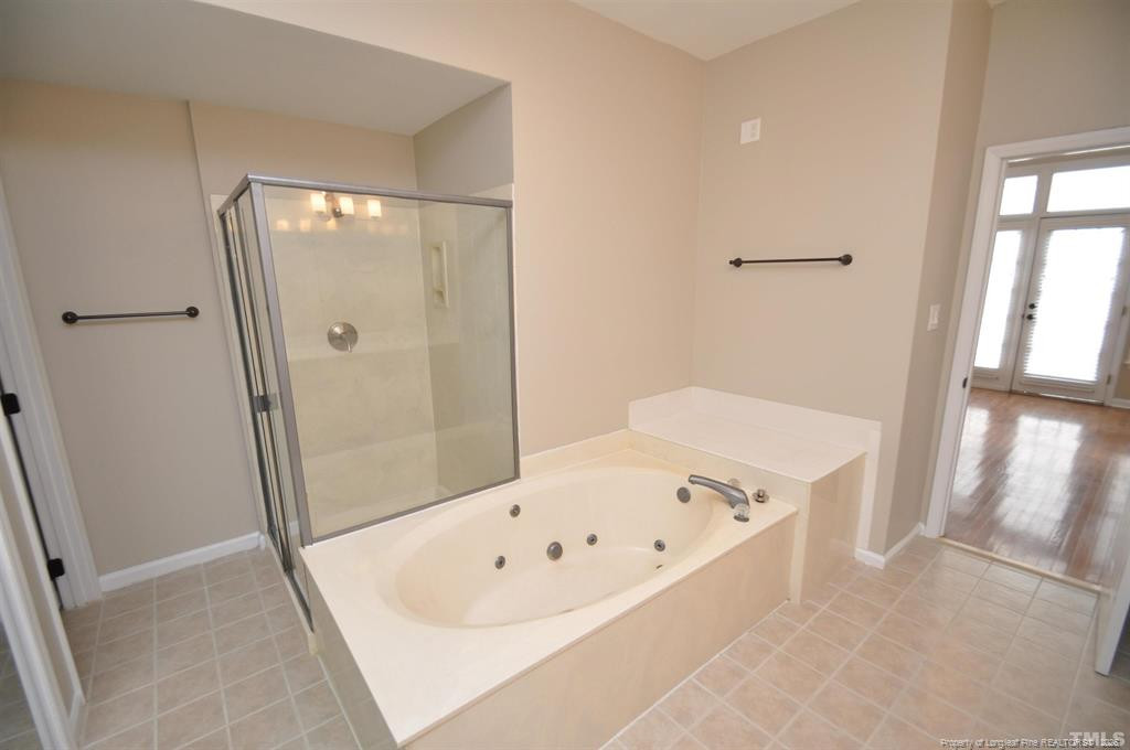 133 Cumberland Green Drive Property Photo 26