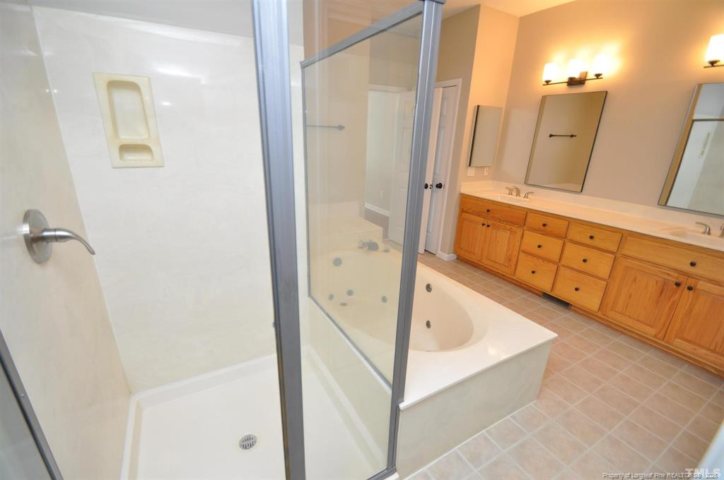 133 Cumberland Green Drive Property Photo 27