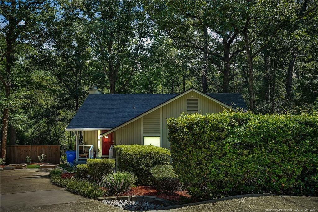 304 Whipple Tree Lane Property Photo 1