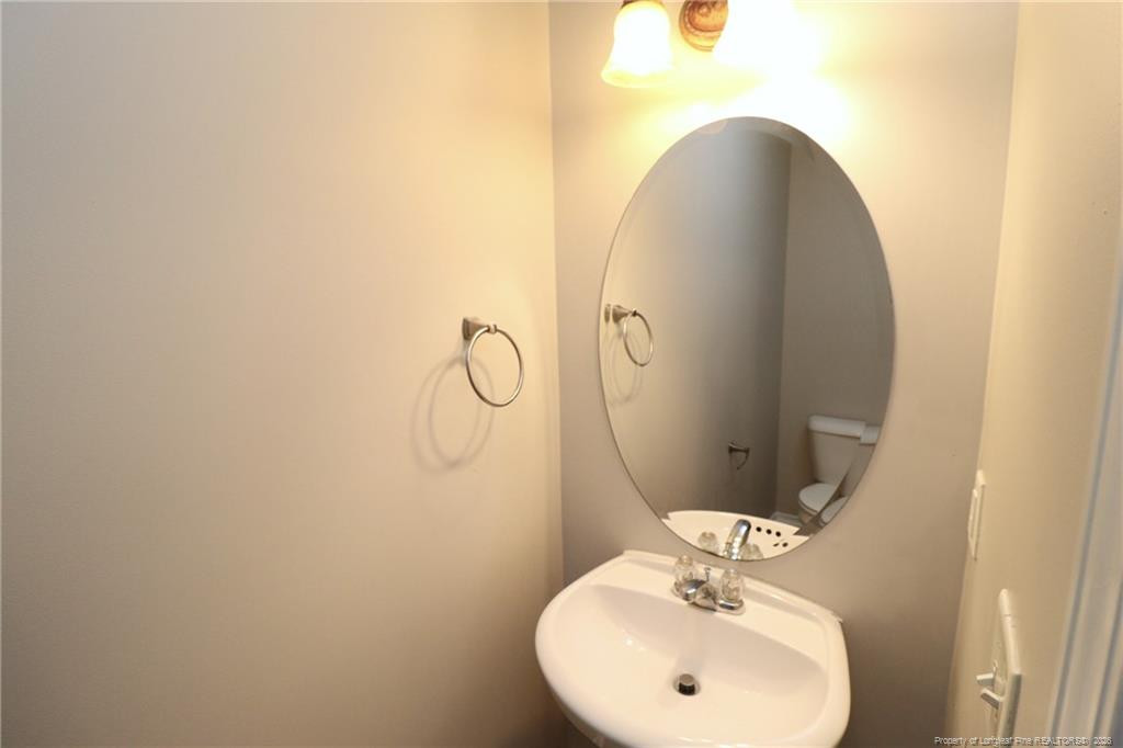 5 Bellmore Court Property Photo 14