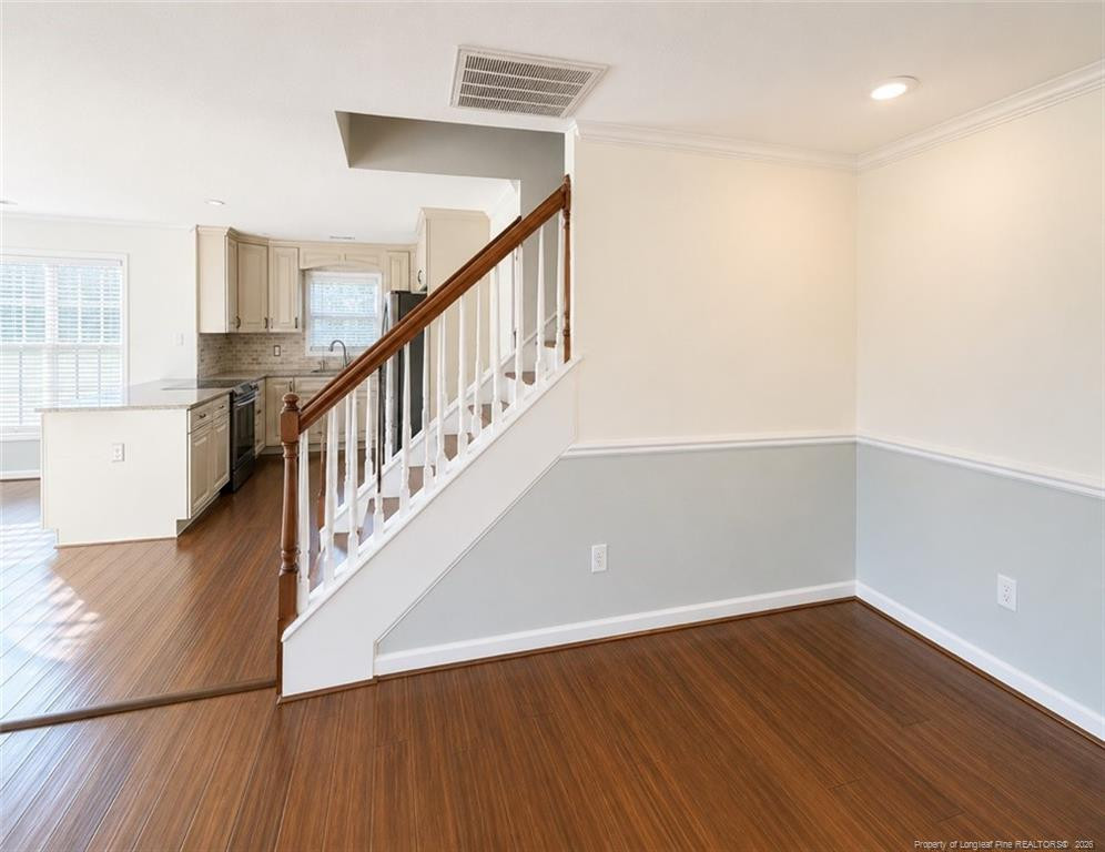 1918 Sunshine Court Property Photo 7