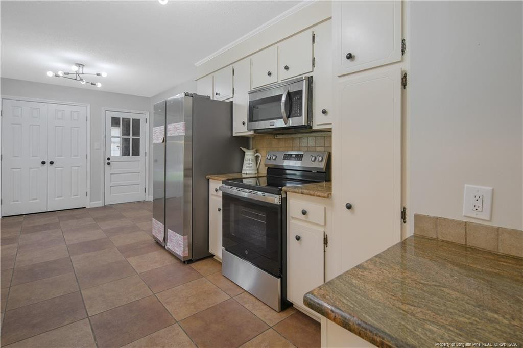 2600 Colgate Drive Property Photo 16