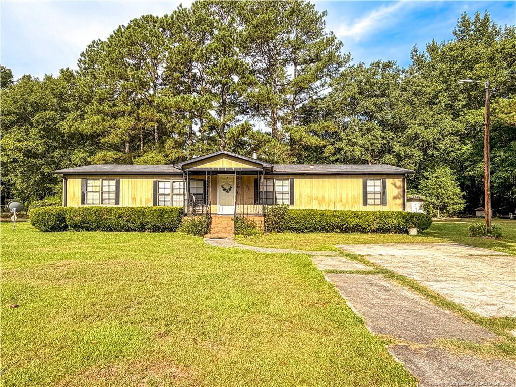 427 Lark Avenue Property Photo 1
