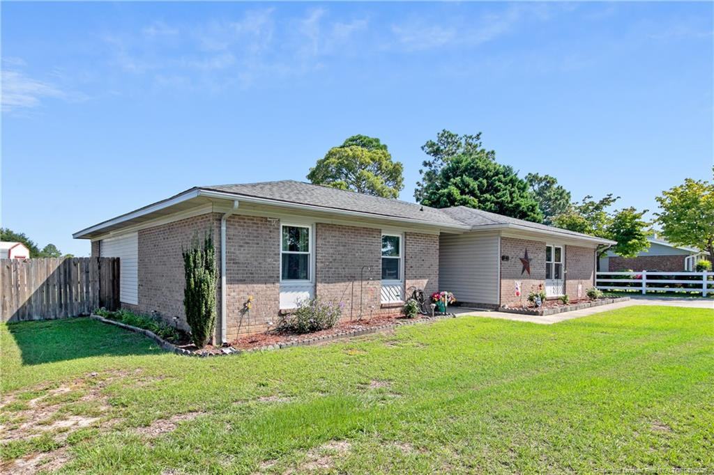 6201 Stoney Point Loop Property Photo 2