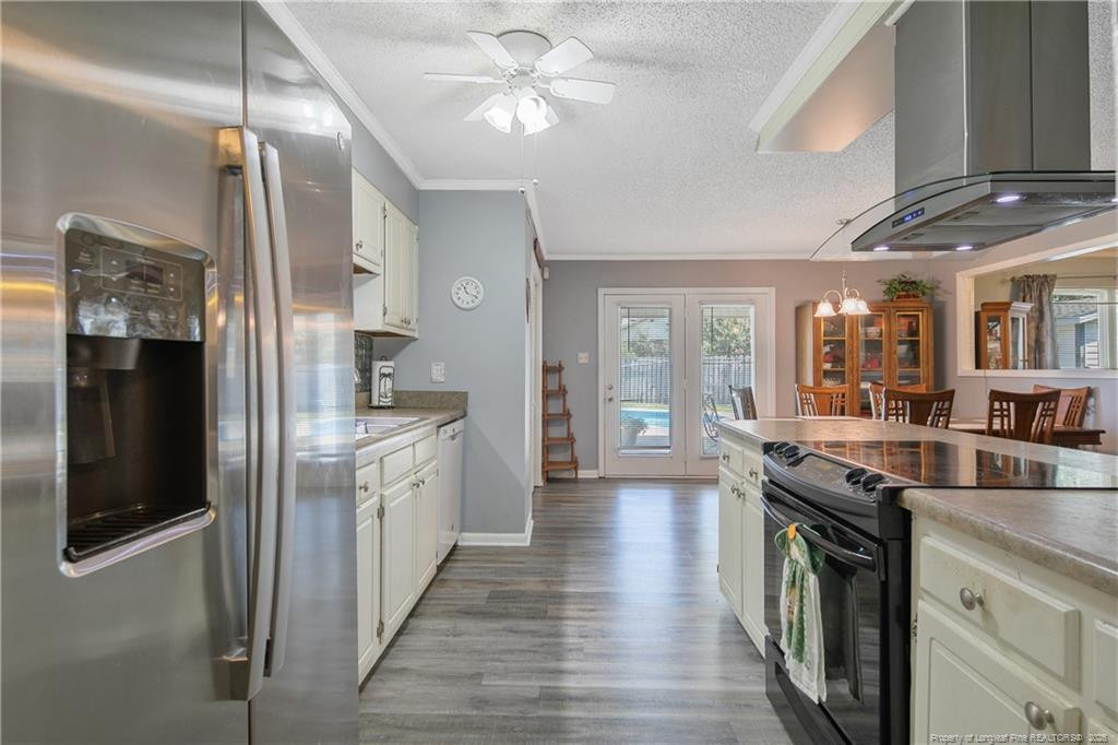 6201 Stoney Point Loop Property Photo 19