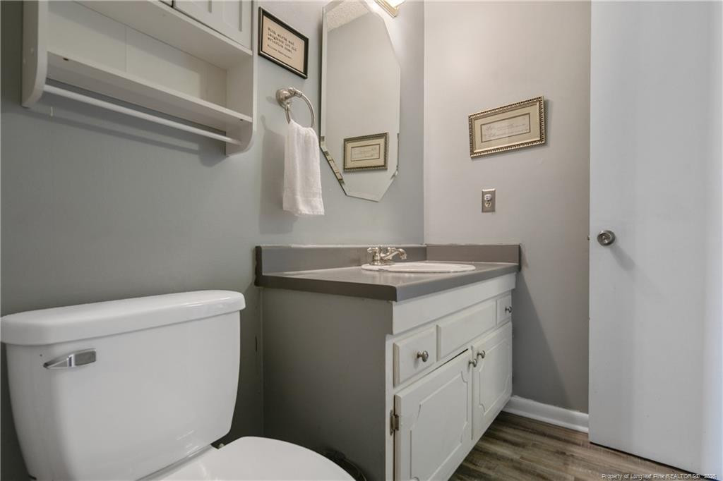6201 Stoney Point Loop Property Photo 39