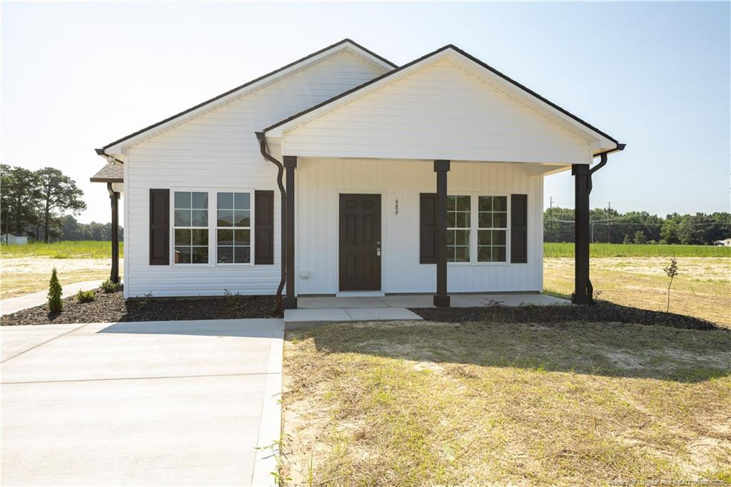 689 Mclamb Road Property Photo 1