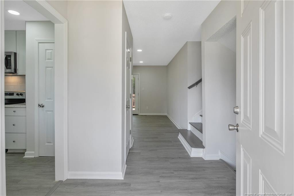 2706 Fordham Drive Property Photo 3