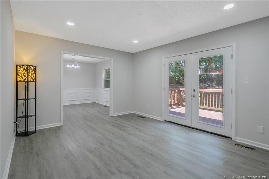 2706 Fordham Drive Property Photo 4