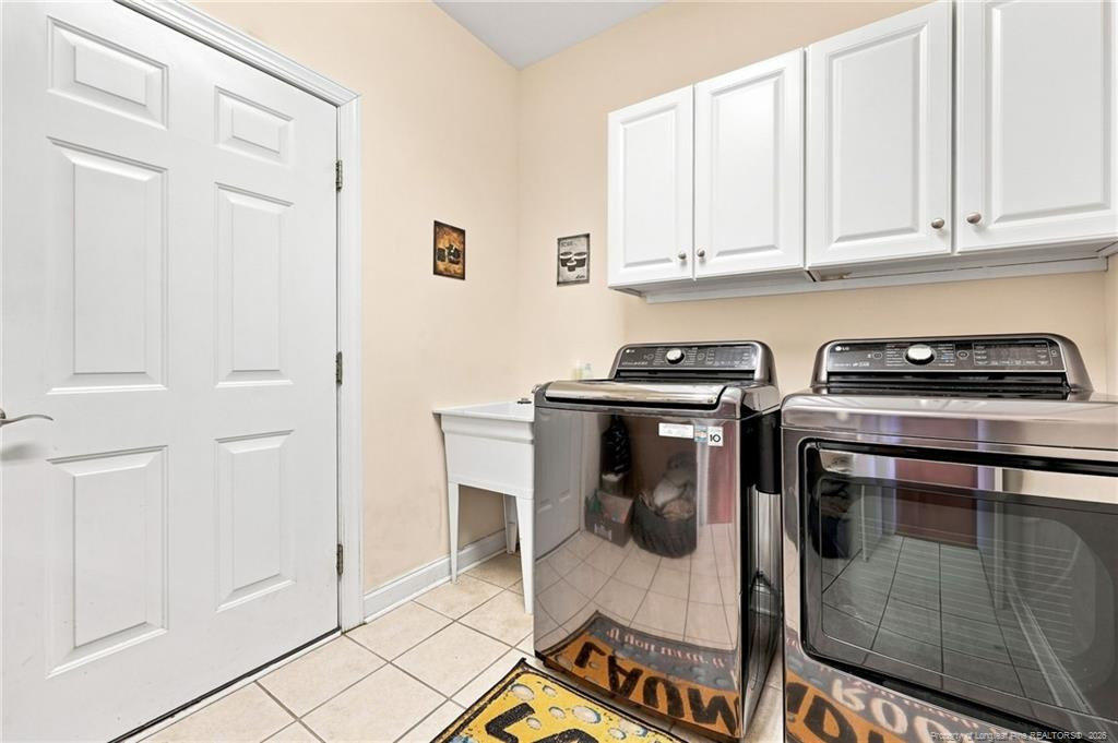 3233 Leicester Circle Property Photo 18