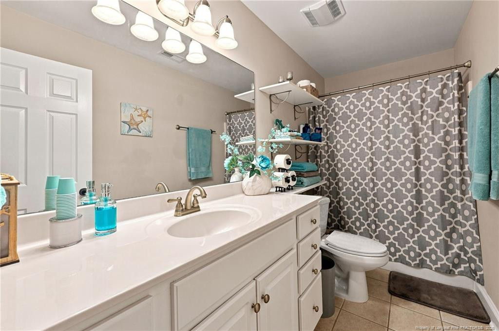 3233 Leicester Circle Property Photo 28