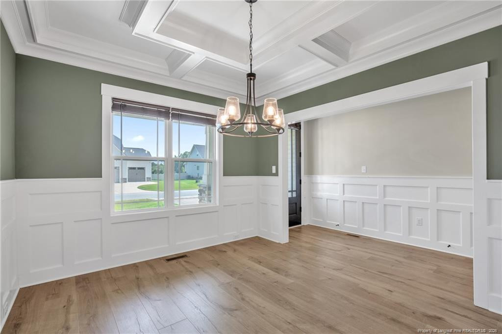 105 Hampshire Courts Property Photo 6