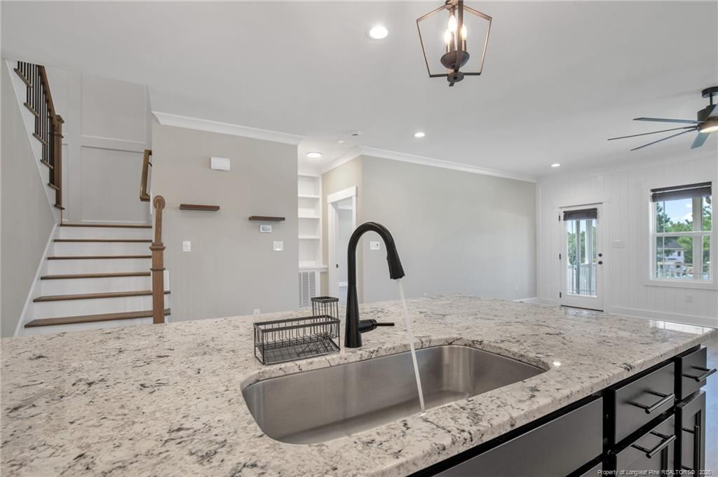 105 Hampshire Courts Property Photo 15