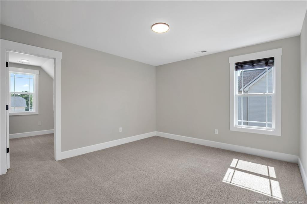 105 Hampshire Courts Property Photo 25