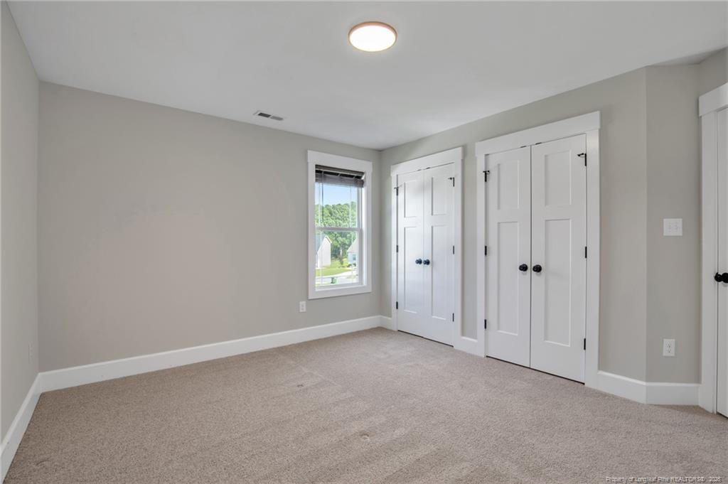 105 Hampshire Courts Property Photo 36