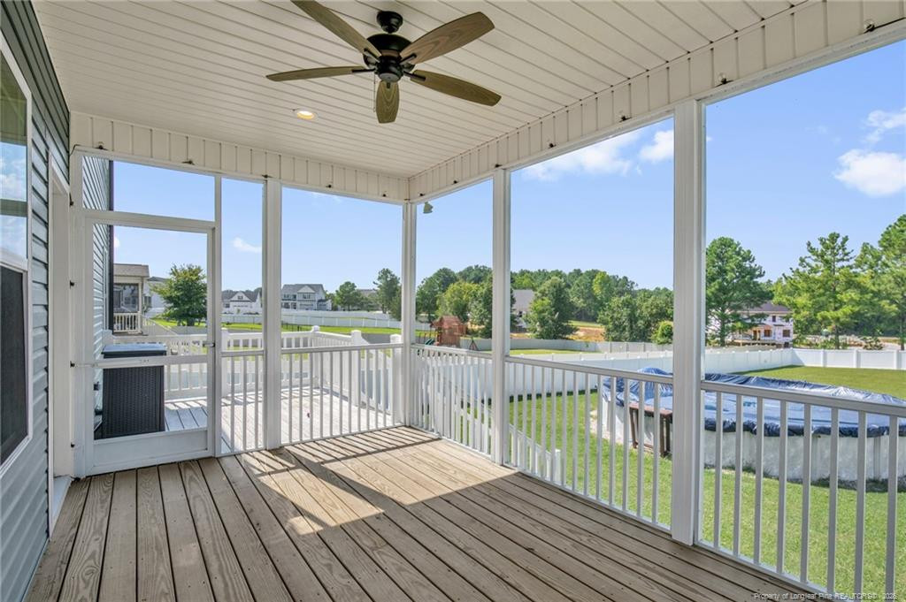 105 Hampshire Courts Property Photo 41