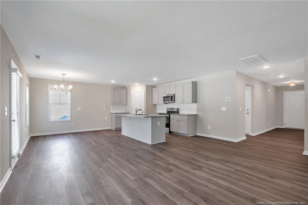 73 W Emily Gardens Drive Property Photo 11