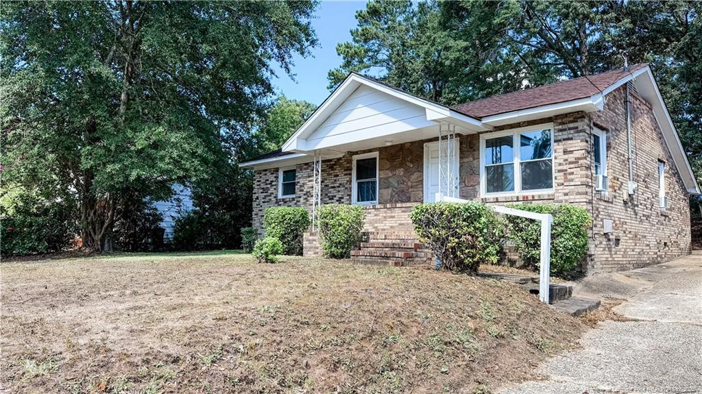 940 Fleetwood Drive Property Photo 2