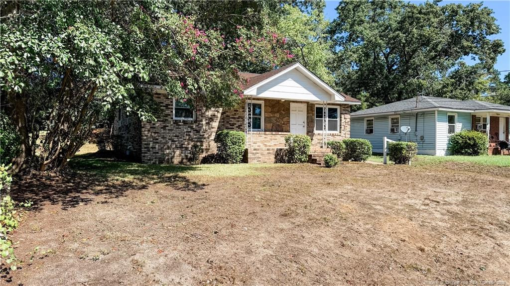 940 Fleetwood Drive Property Photo 3