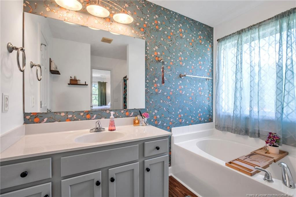 10 Rolling Stone Court Property Photo 16