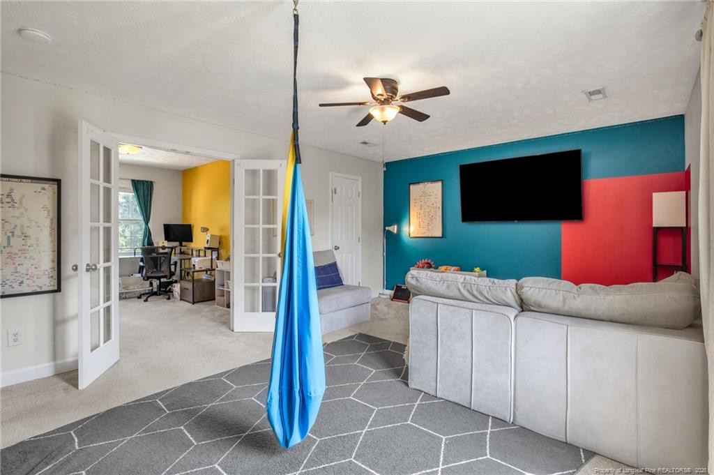 10 Rolling Stone Court Property Photo 21
