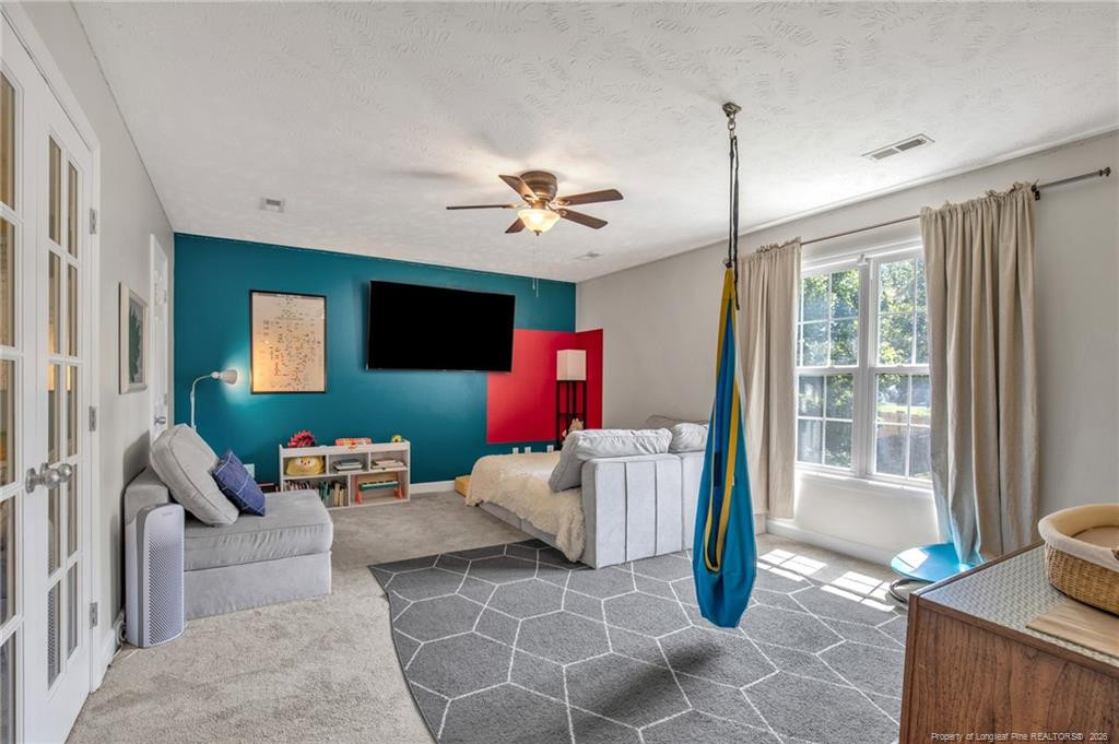10 Rolling Stone Court Property Photo 22