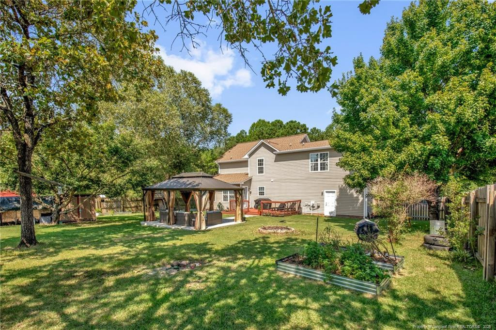 10 Rolling Stone Court Property Photo 27