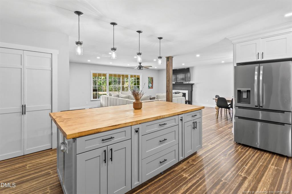 3516 Wicker Street Property Photo 6