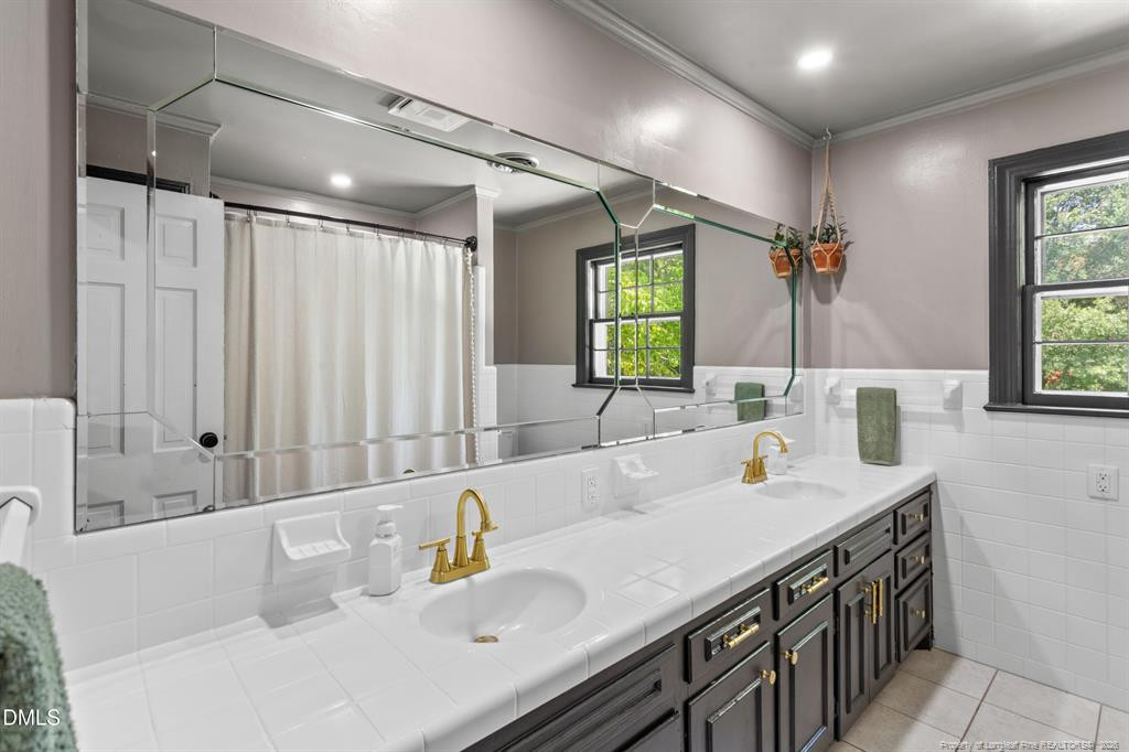 3516 Wicker Street Property Photo 18