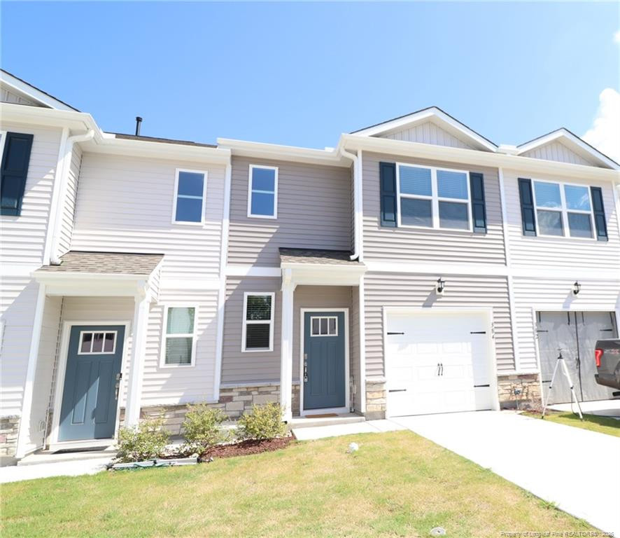 384 Freestall Drive Property Photo 1