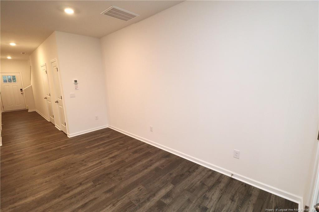 384 Freestall Drive Property Photo 12