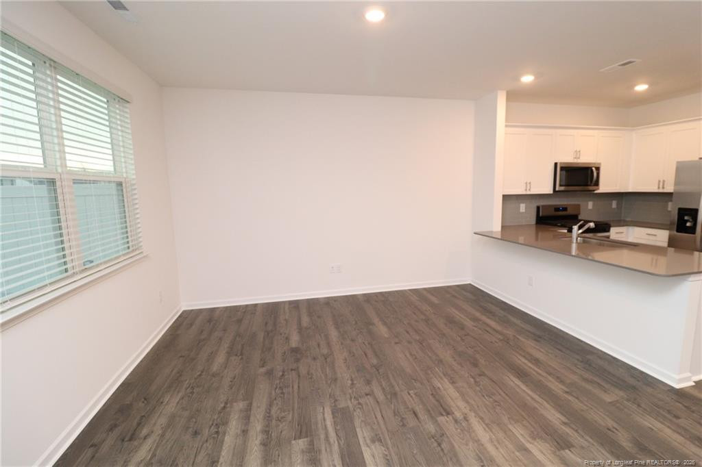 384 Freestall Drive Property Photo 13