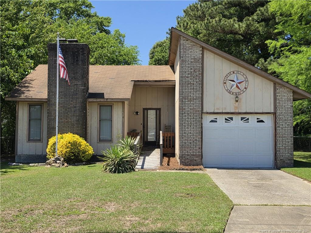 556 Glensford Drive Property Photo 1