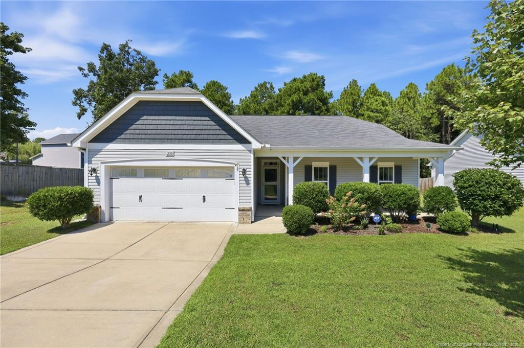 233 English Oak Drive Property Photo 1