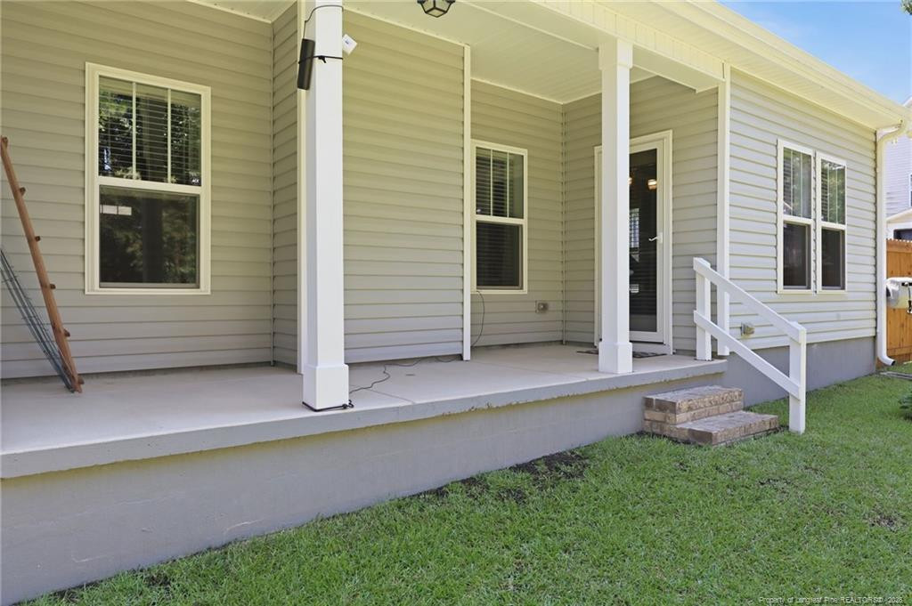 233 English Oak Drive Property Photo 30