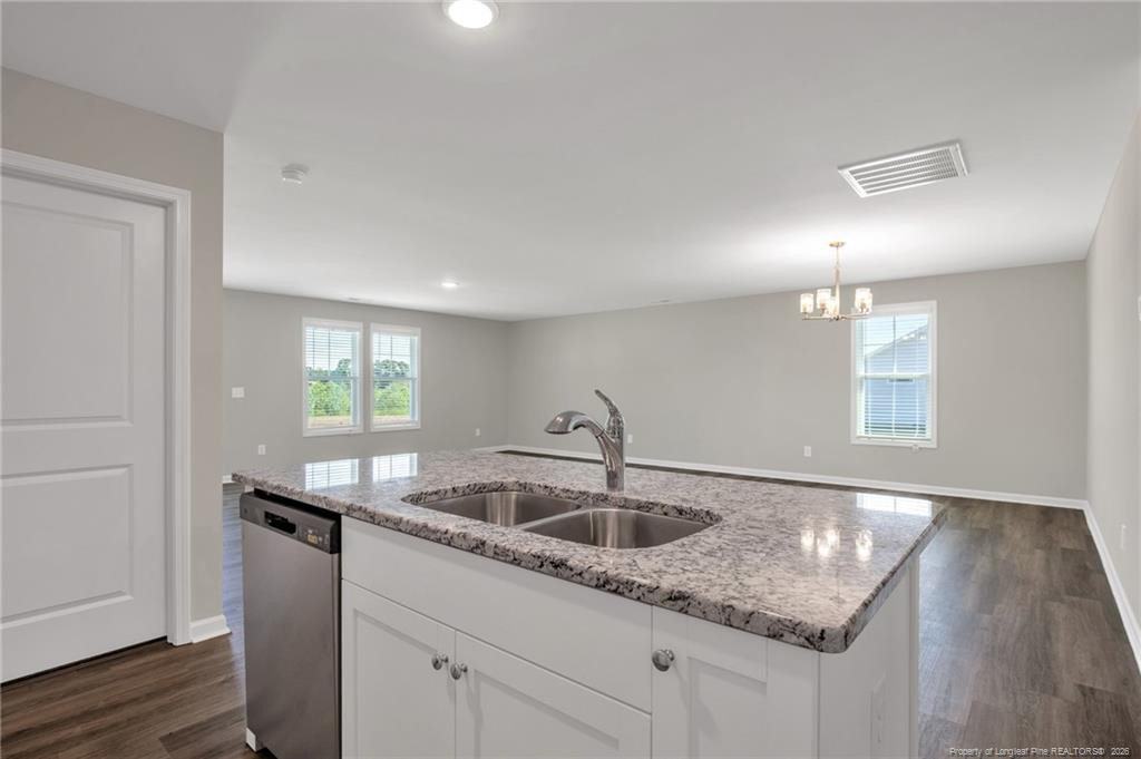 8 W Emily Gardens Drive Property Photo 12