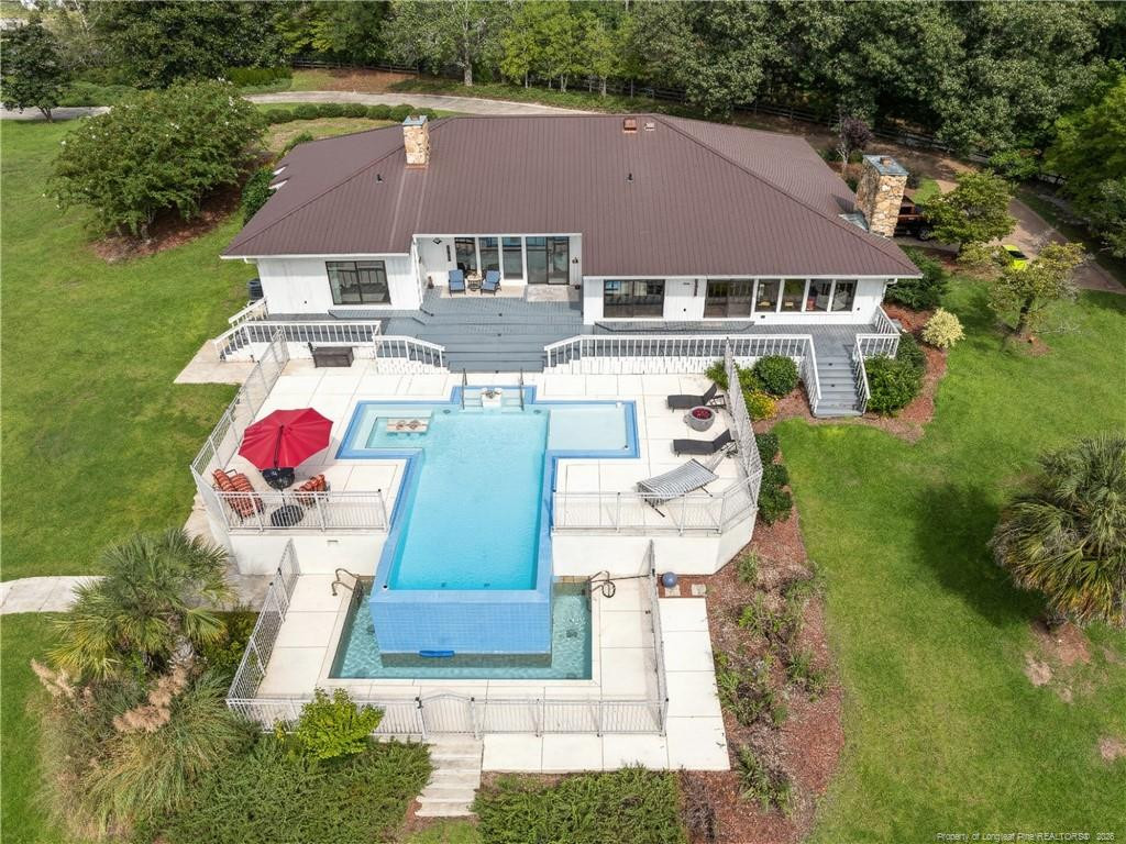 101 Elizabeth Road Property Photo 3