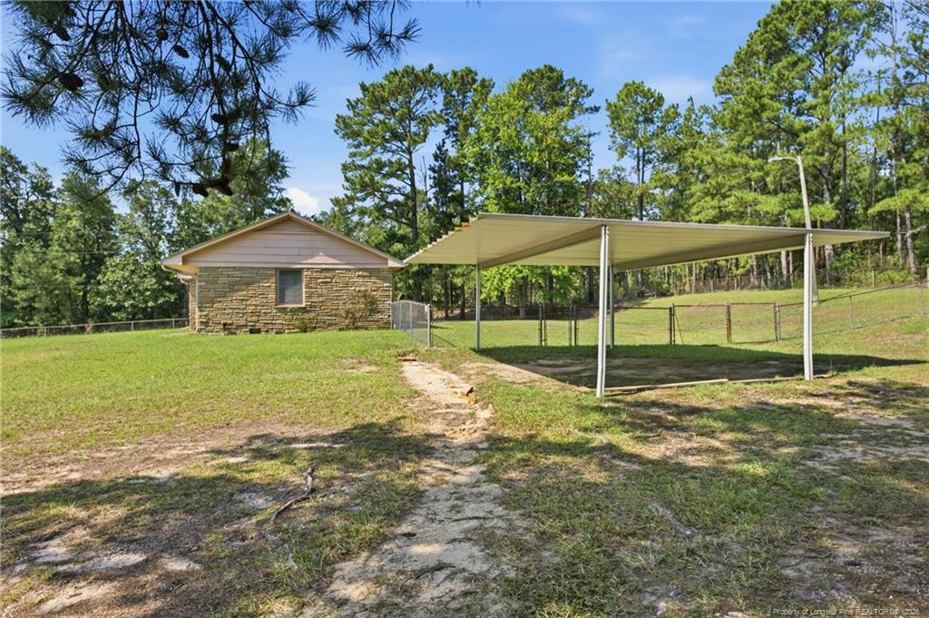 8220 Nc 210 S Property Photo 2