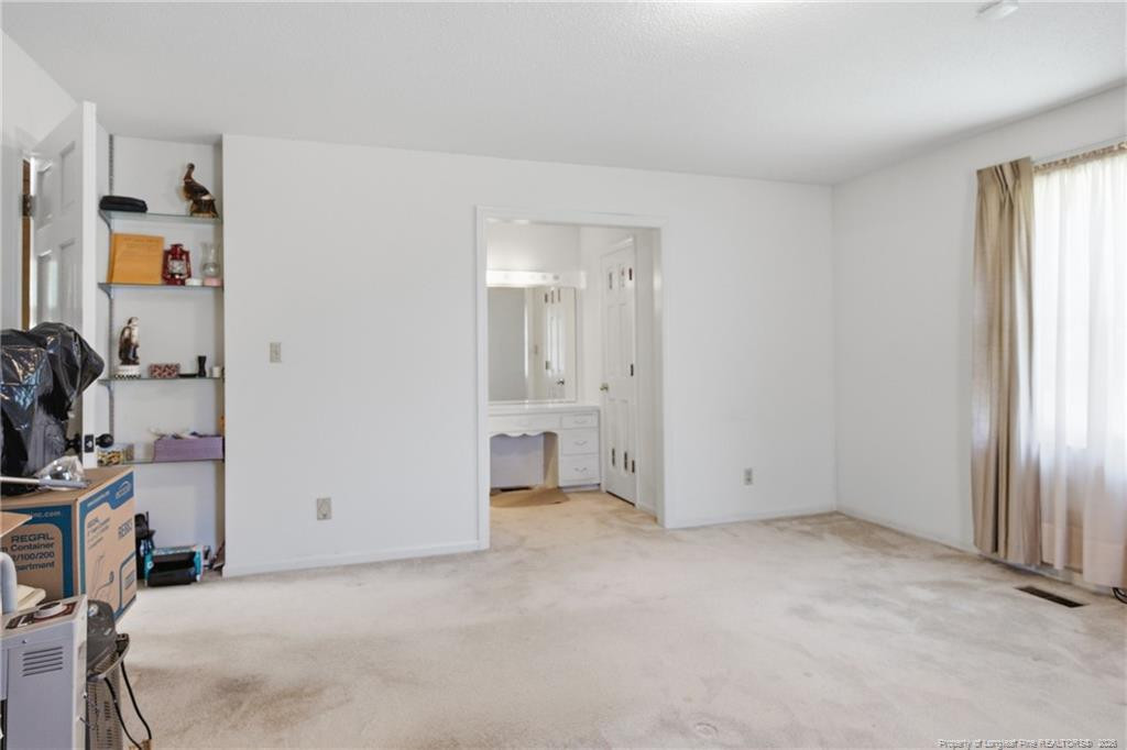 8220 Nc 210 S Property Photo 14