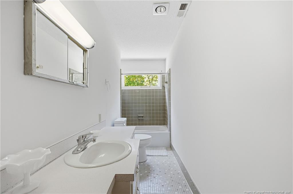 8220 Nc 210 S Property Photo 21