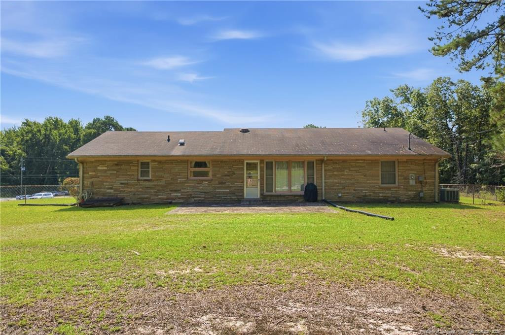 8220 Nc 210 S Property Photo 26